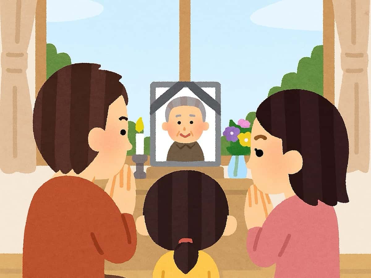 ご先祖様に心静かに合掌して供養している3人家族のイラスト画像